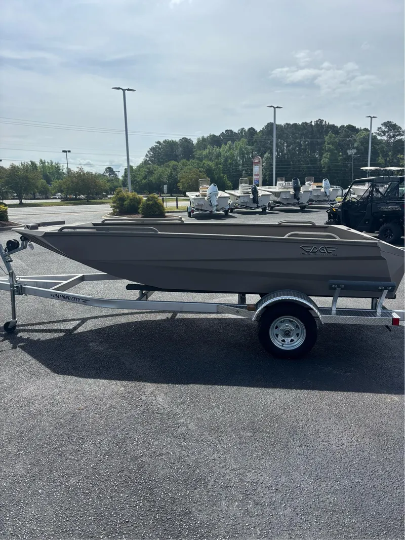 Slide: The Image of Edge Boats 656 2025 - 12