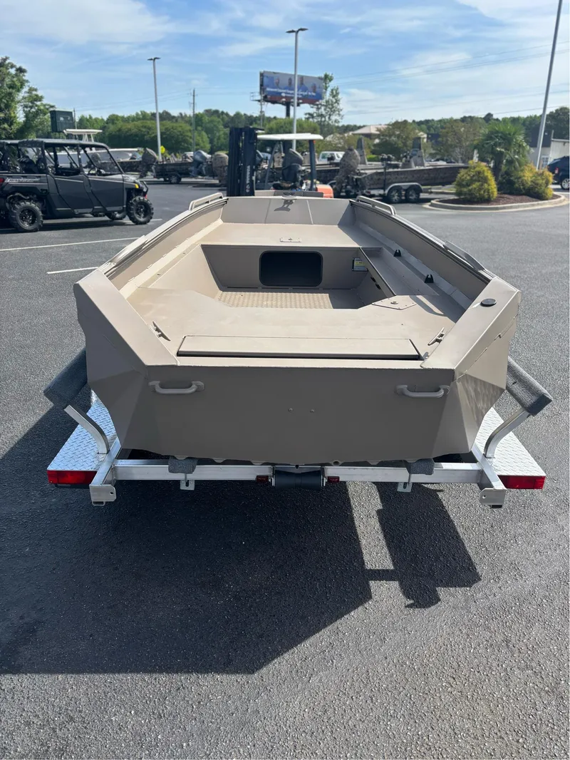 Slide: The Image of Edge Boats 656 2025 - 14