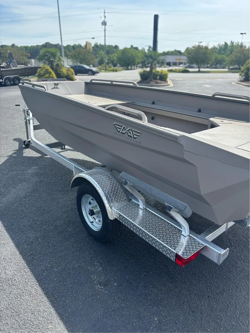 Slide: The Image of Edge Boats 656 2025 - 6