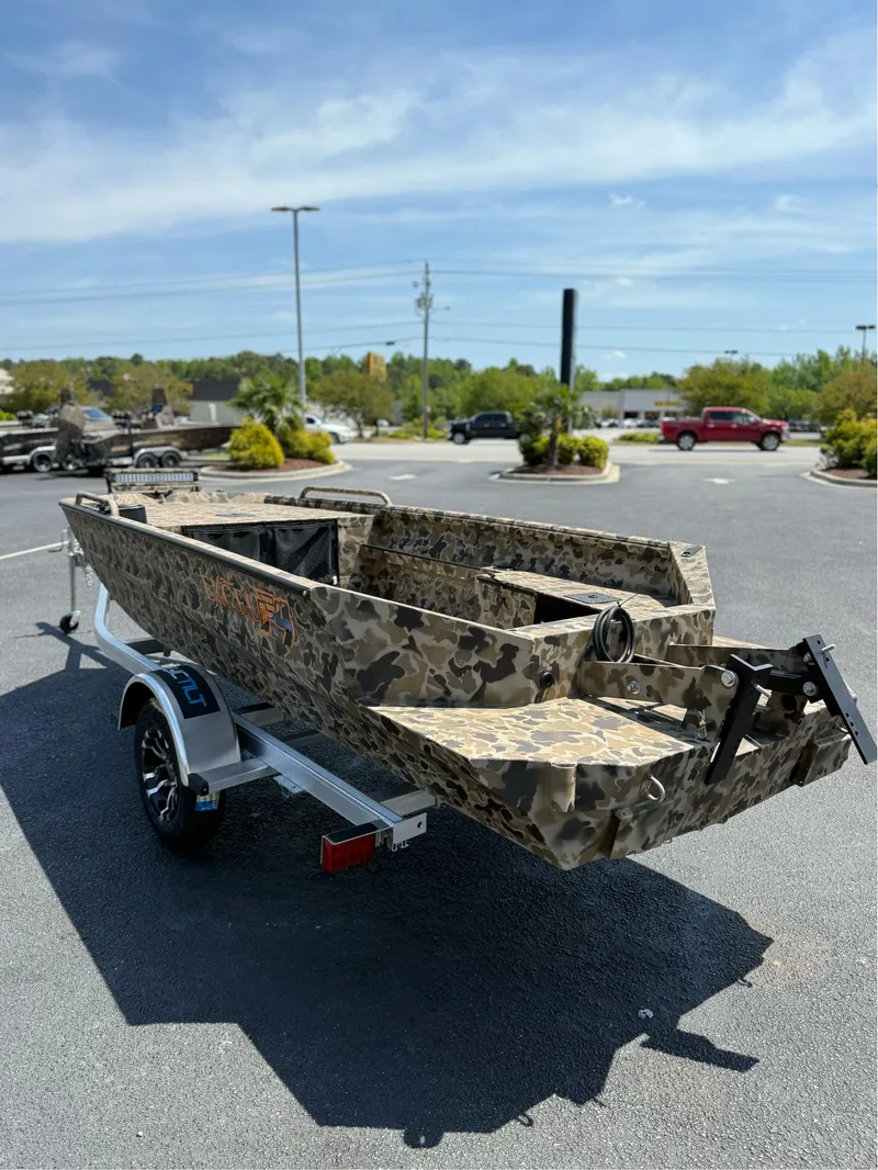 Slide: The Image of Excel 1651 Viper F4 2025 - 7