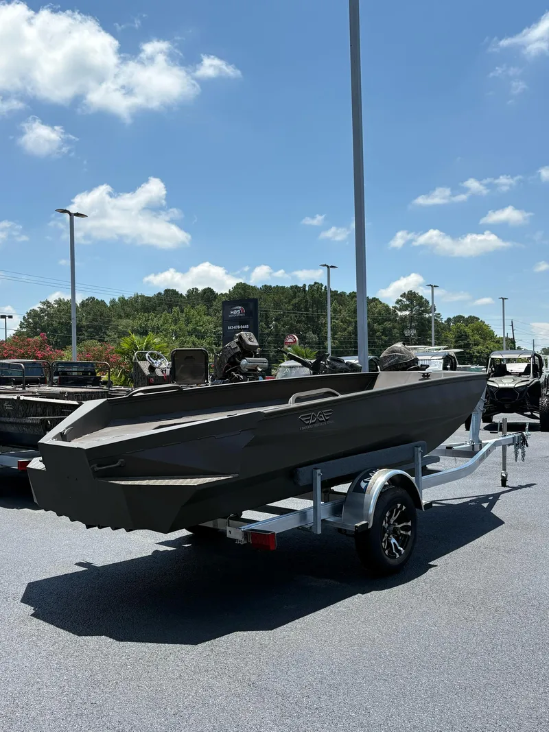 Slide: The Image of Edge Boats 653 DB 2025 - 6