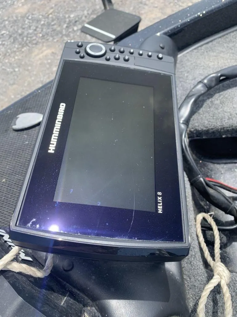 Slide: The Image of Humminbird Helix 8 fish finder on 2024 Phoenix Bass Boats 518 Pro. - 3