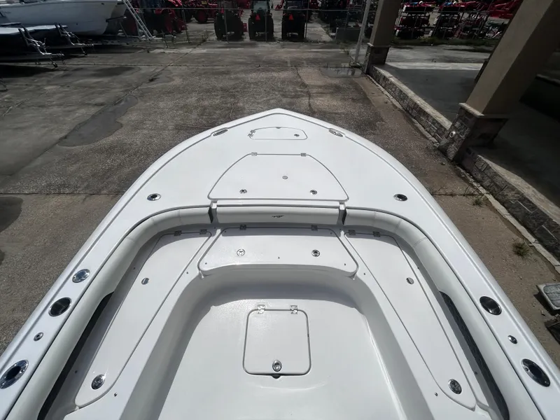 Slide: The Image of Tidewater 2500CB 2025 - 10