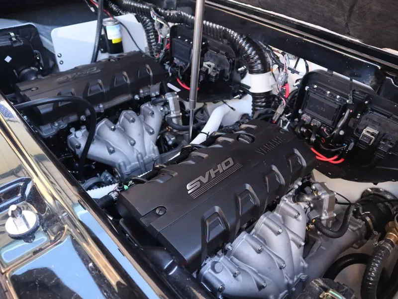 Slide: The Image of Yamaha 255 XD 2025 - 17