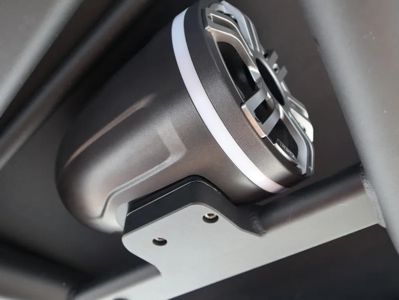 Slide: The Image of Yamaha 255 XD 2025 - 25