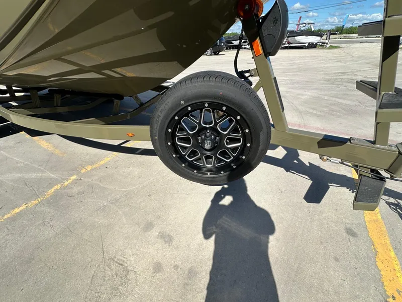 Slide: The Image of Tigé 22RZX 2025 - 53