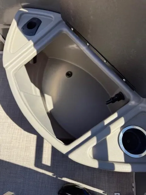 Slide: The Image of Livewell compartment on 2025 Sun Tracker Fishin' Barge 20 DLX pontoon boat. - 8
