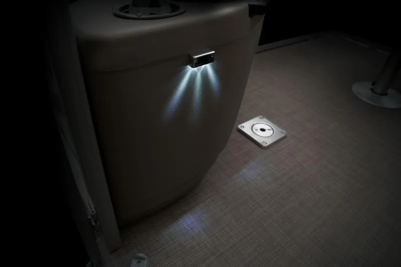 Slide: The Image of Manufacturer Provided Image: Sun Tracker SportFish 20 DLX - 63