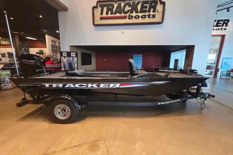 The Image of Tracker Panfish 17 2025 - undefined