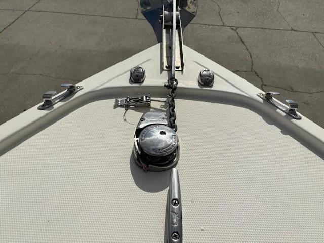 Slide: The Image of Mako 284 Center Console 2019 - 11