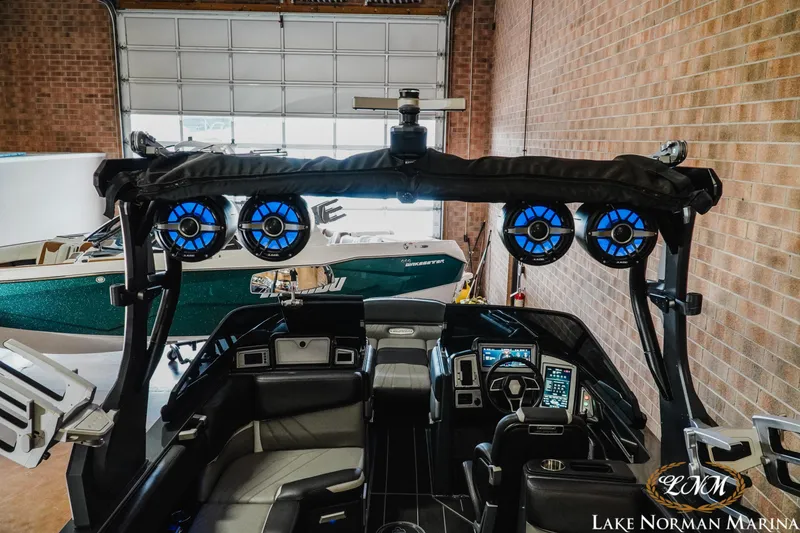 Slide: The Image of Supra SA 400 2022 - 10