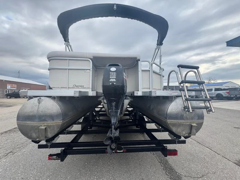 Slide: The Image of 2007 Premier Grand Majestic 22 pontoon boat with canopy and outboard motor. - 19