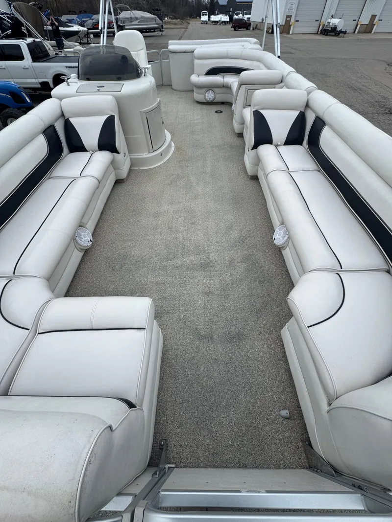 Slide: The Image of 2007 Premier Grand Majestic 22 pontoon boat with spacious seating and clean interior. - 5