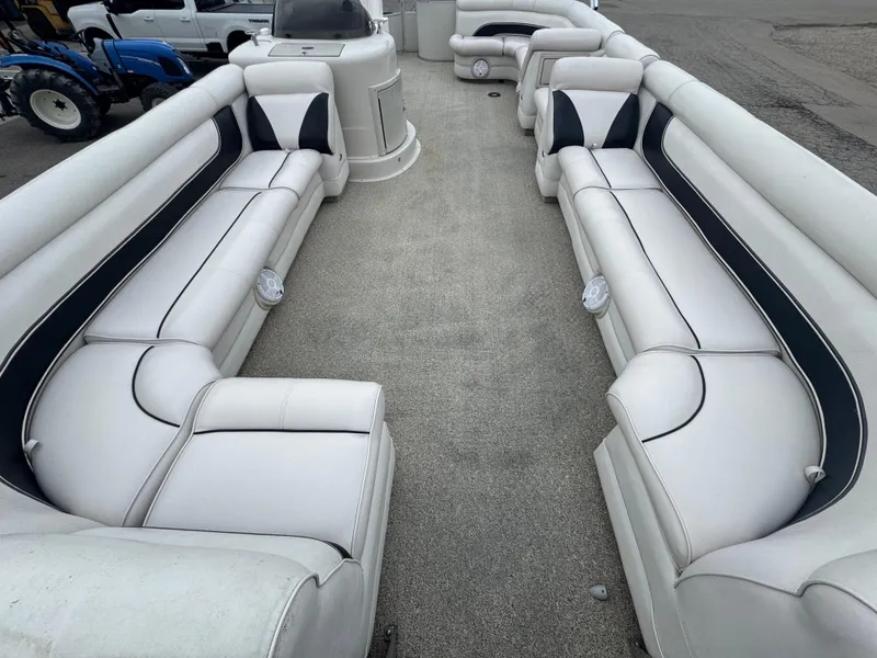 Slide: The Image of Luxurious seating on a 2007 Premier Grand Majestic 22 pontoon boat interior. - 6