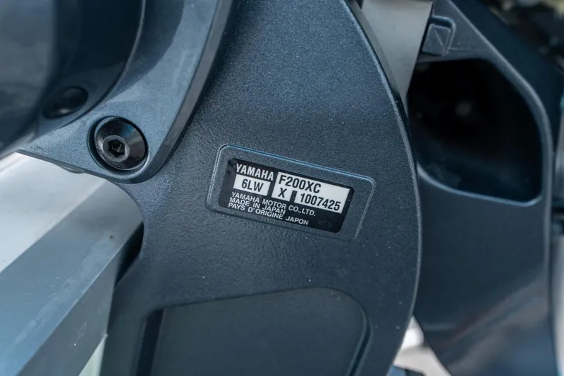 Slide: The Image of Sea Hunt Ultra 234 2025 - 33