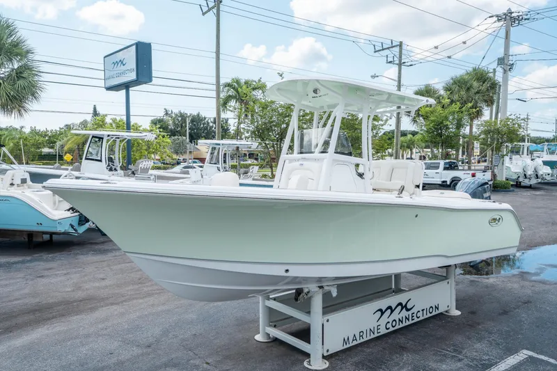 Slide: The Image of Sea Hunt Ultra 234 2025 - 6