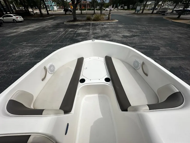 Slide: The Image of Bayliner Element E18 2020 - 6