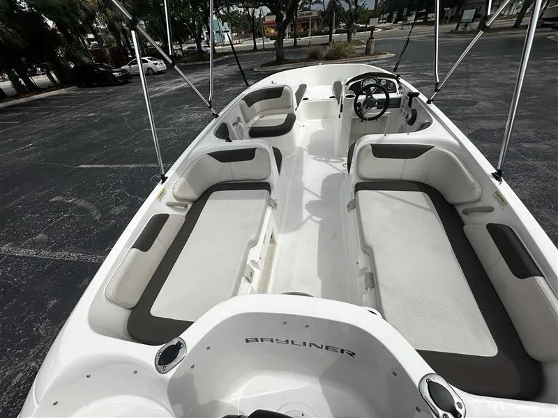 Slide: The Image of Bayliner Element E18 2020 - 9