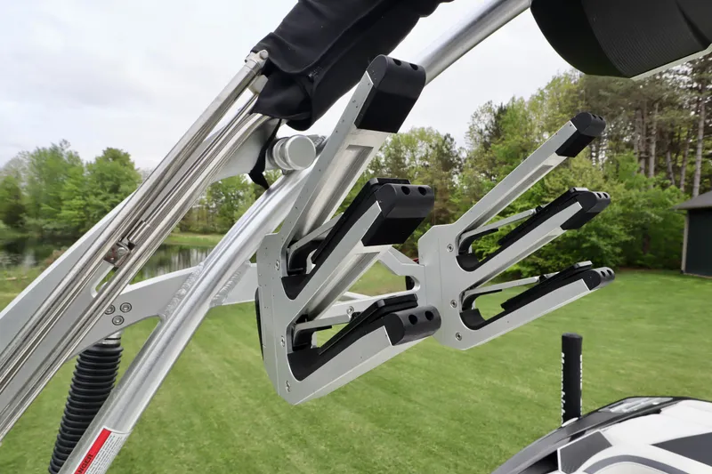 Slide: The Image of MasterCraft XStar 2019 - 41