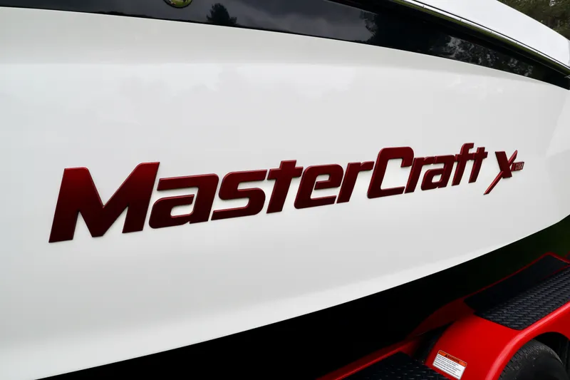 Slide: The Image of MasterCraft XStar 2019 - 49