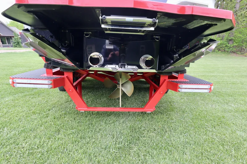 Slide: The Image of MasterCraft XStar 2019 - 6