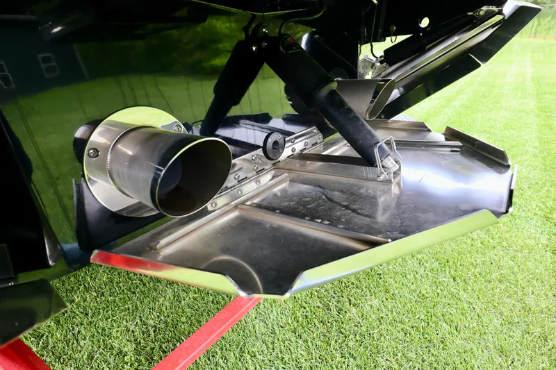 Slide: The Image of MasterCraft XStar 2019 - 7