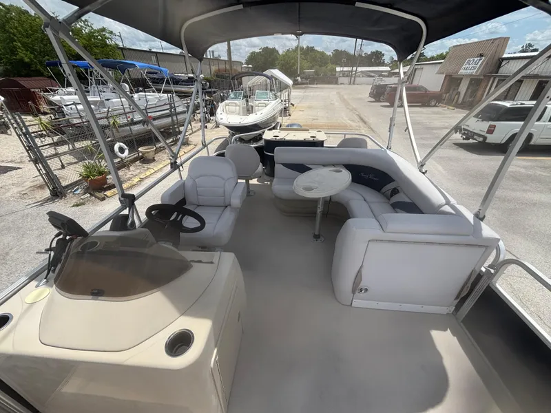 Slide: The Image of SunChaser Classic Fish 8520 4-PT 2017 - 11