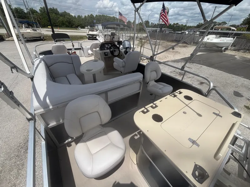 Slide: The Image of SunChaser Classic Fish 8520 4-PT 2017 - 22