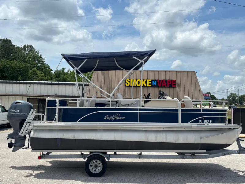 Slide: The Image of SunChaser Classic Fish 8520 4-PT 2017 - 5