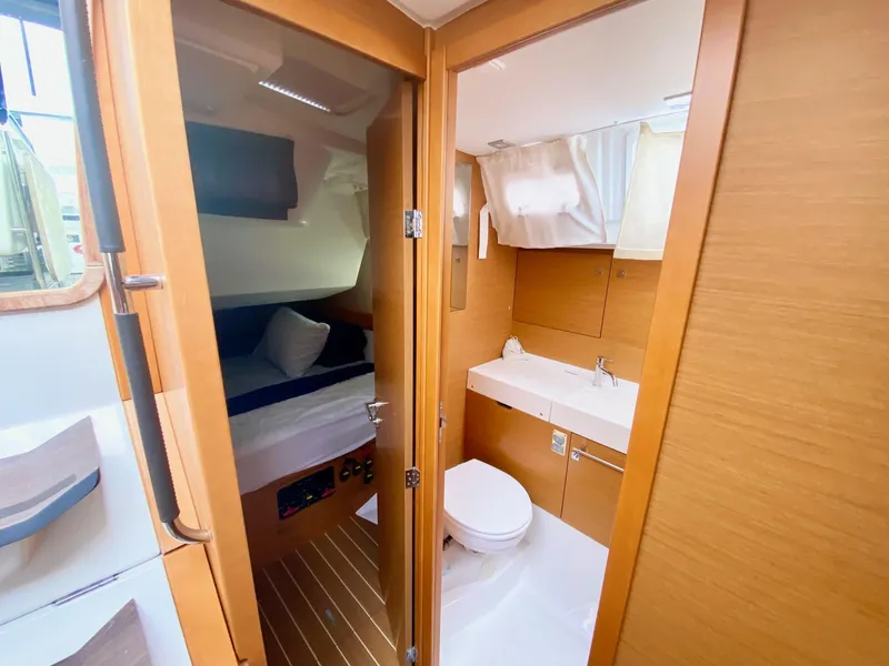 Slide: The Image of 2016 Jeanneau Sun Odyssey 479 - LA MISTINGUETTE - 25