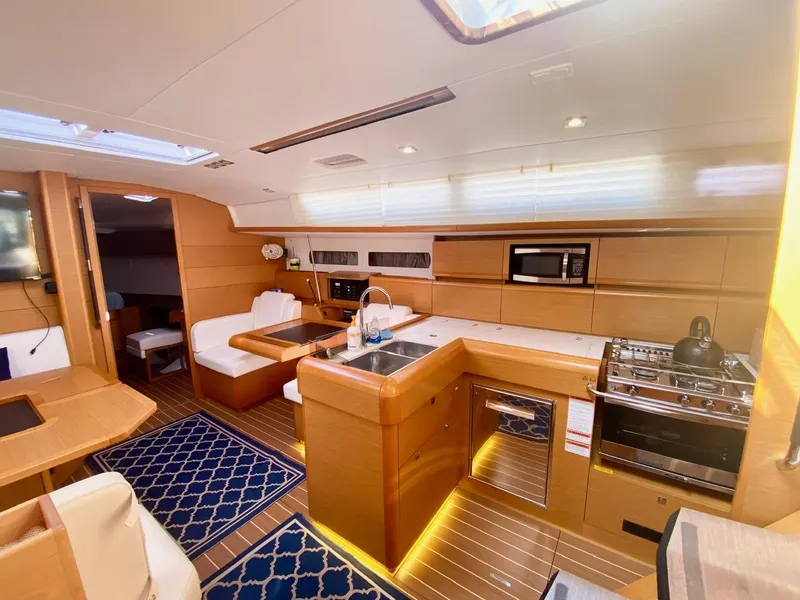 Slide: The Image of 2016 Jeanneau Sun Odyssey 479 - LA MISTINGUETTE - 31