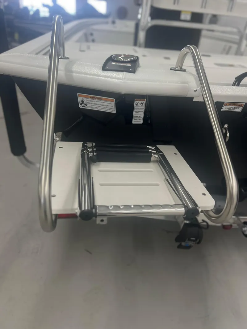 Slide: The Image of Avid 19FSX 2025 - 10