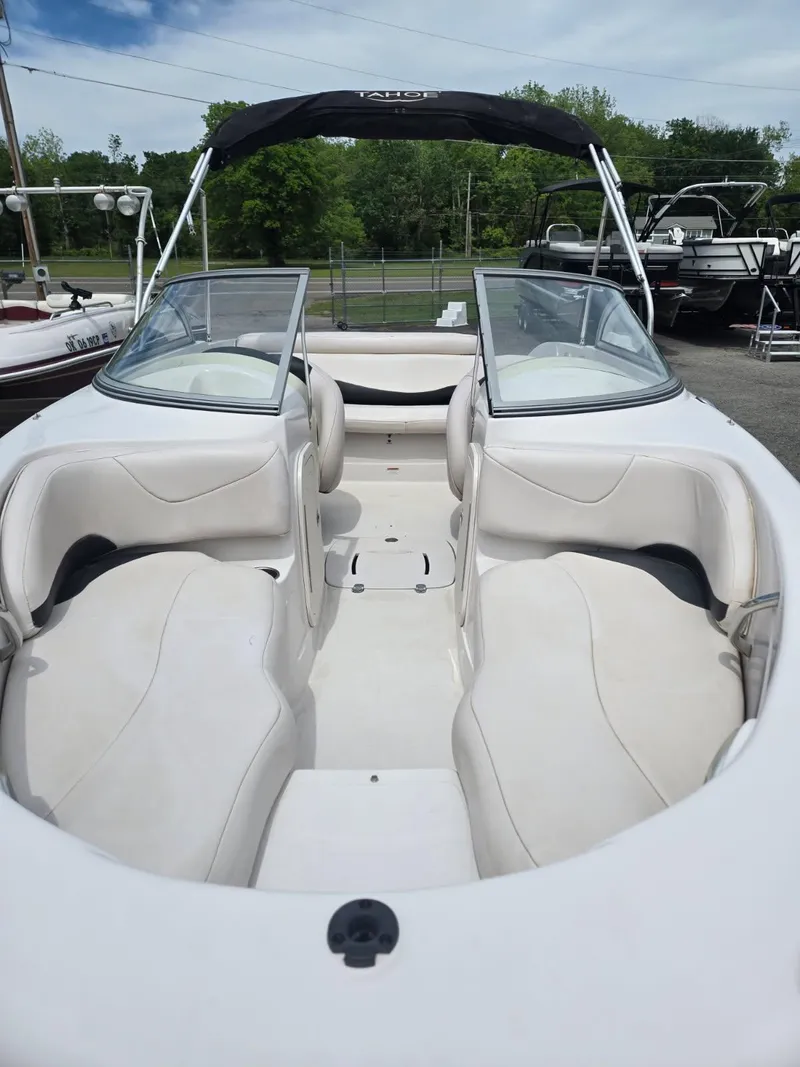 Slide: The Image of Tahoe Q8 SSi 2012 - 52