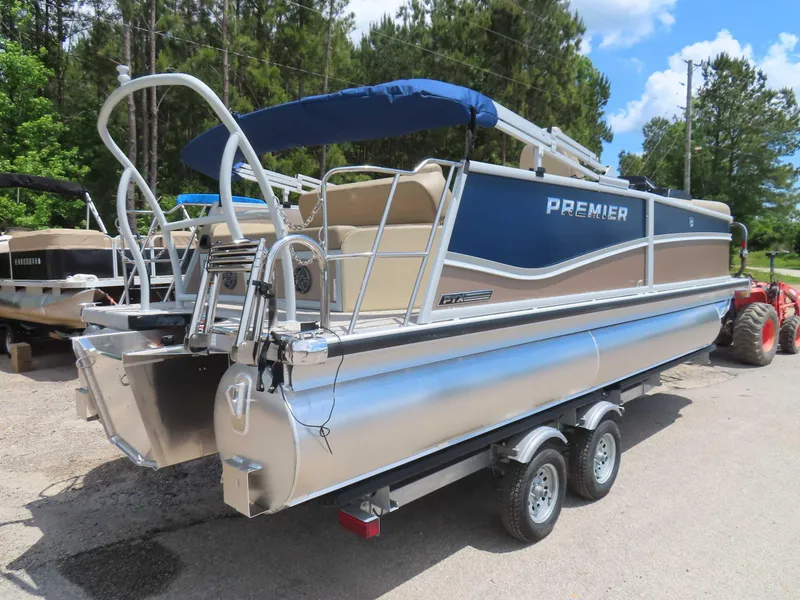 Slide: The Image of Premier 210 Sunsation RL (PTX 28) 2025 - 3