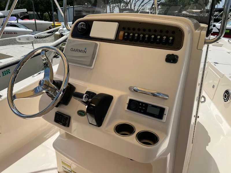 Slide: The Image of Control panel of 2014 Grady-White 251 Coastal Explorer boat with Garmin navigation system. - 20