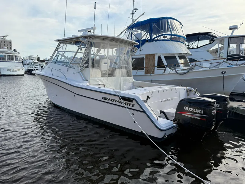 Slide: The Image of Grady-White Express 330 2002 - 81