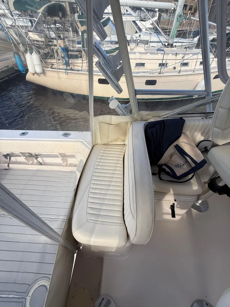 Slide: The Image of Grady-White Express 330 2002 - 84