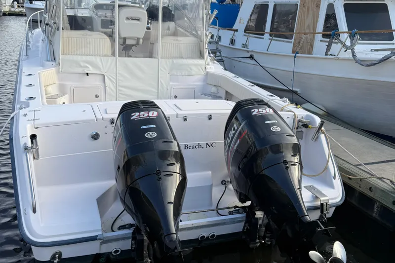 Slide: The Image of Grady-White Express 330 2002 - 87