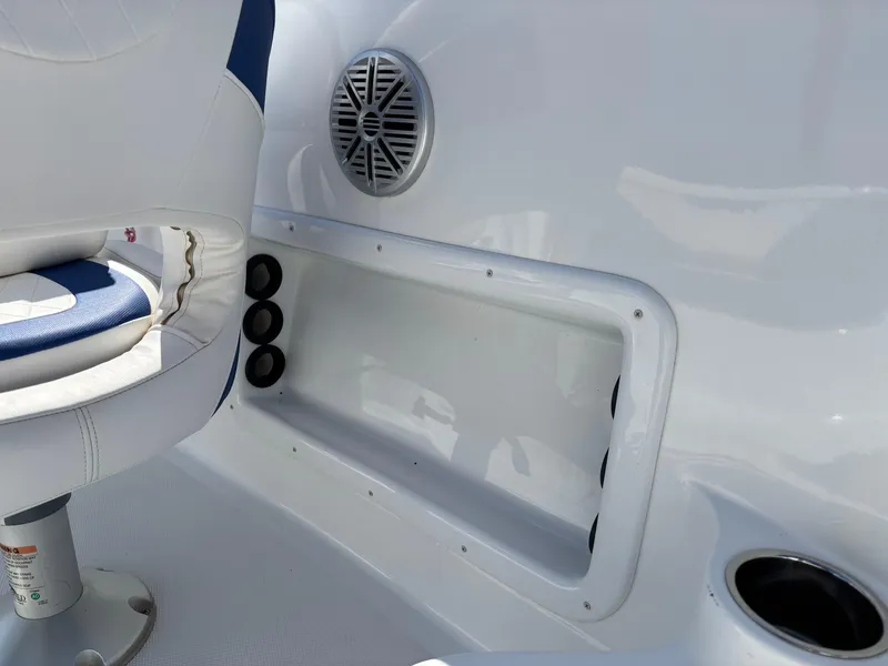 Slide: The Image of Interior of 2020 Tahoe 215 Xi boat with speaker and seating detail. - 15