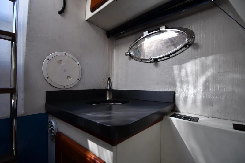 Slide: The Image of Sunseeker 68 Predator 2002 - 101