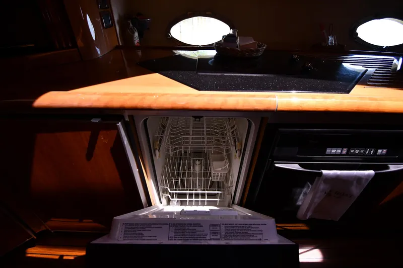 Slide: The Image of Sunseeker 68 Predator 2002 - 62