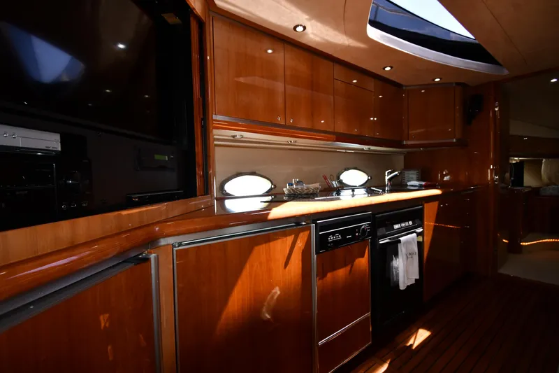 Slide: The Image of Sunseeker 68 Predator 2002 - 65