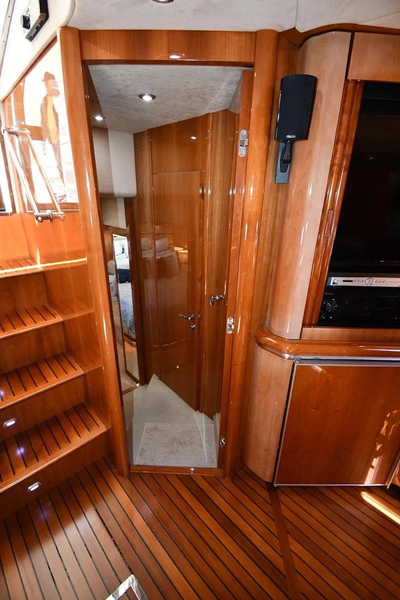 Slide: The Image of Sunseeker 68 Predator 2002 - 70