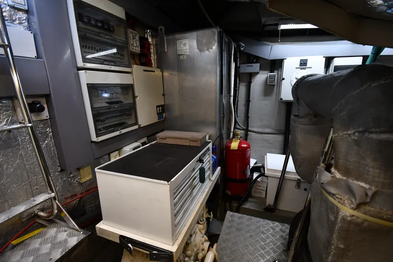 Slide: The Image of Sunseeker 68 Predator 2002 - 92