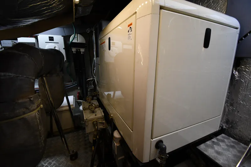 Slide: The Image of Sunseeker 68 Predator 2002 - 93