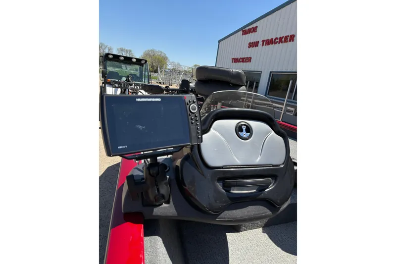 Slide: The Image of 2021 Tracker Pro Team 175 TX boat with Humminbird Helix 9 fish finder. - 16