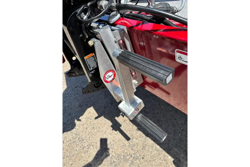 Slide: The Image of 2021 Tracker Pro Team 175 TX boat motor mount detail in sunlight. - 8