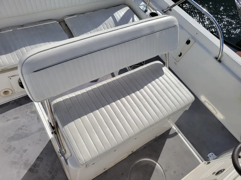 Slide: The Image of Boston Whaler 180 Dauntless 2005 - 10