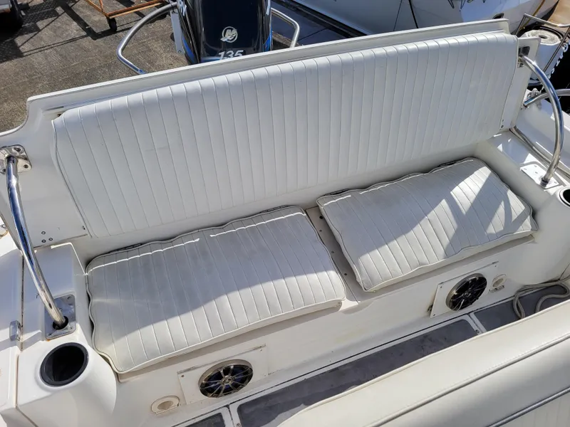 Slide: The Image of Boston Whaler 180 Dauntless 2005 - 9