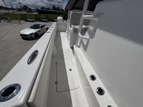 Slide: The Image of Invincible 33 Catamaran 2022 - 6